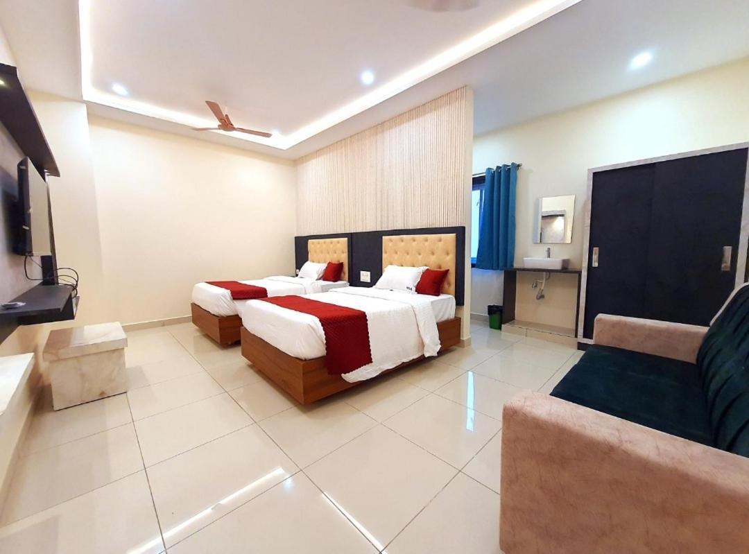 Hotel Vsr Grand Vijayawada Exterior photo